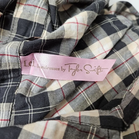 l.e.i Sundresses by Taylor Swift Black Plaid Button-down Dress Size L (Juniors) - Picture 3 of 12